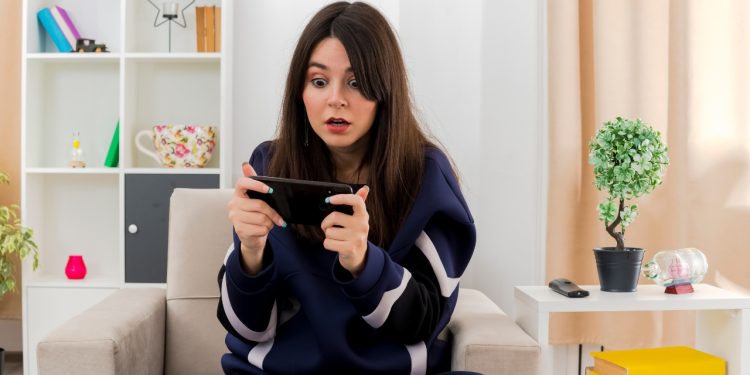 Word Games Trigger Both Creativity and Logic