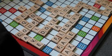 The Cognitive Shortcut Hidden in Every Word Puzzle